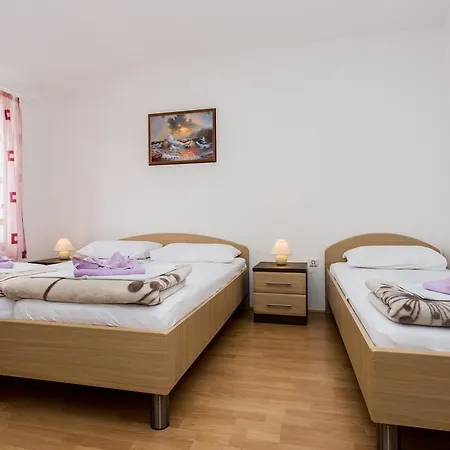 Hrgovcic Appartement Baška