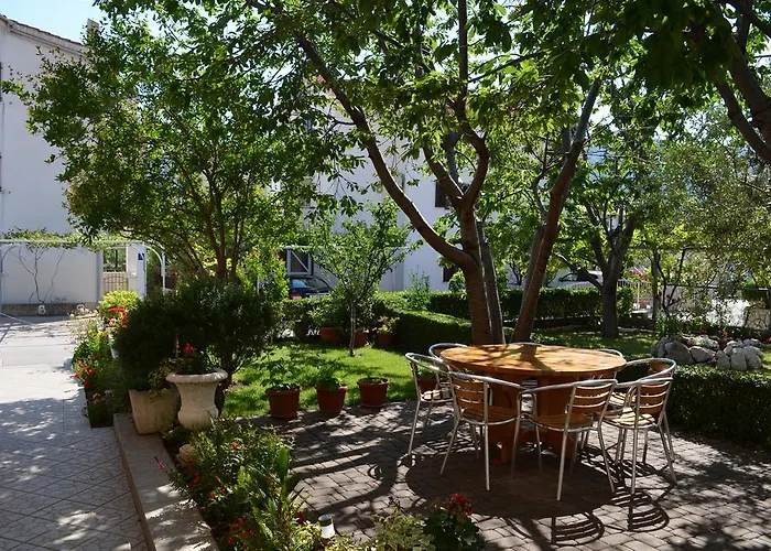 Hrgovcic باشْكا