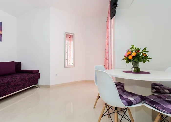 شقة Hrgovcic باشْكا